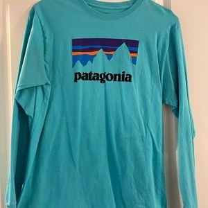 Patagonia Long sleeve tee!